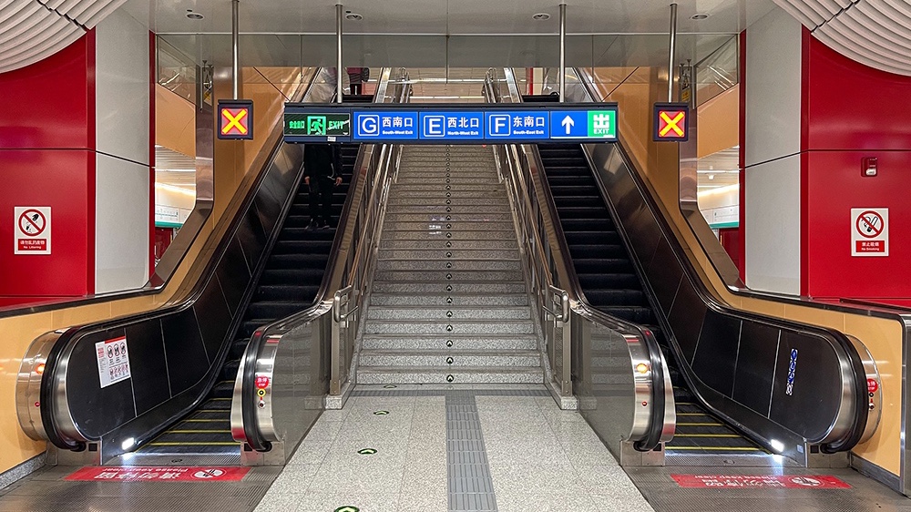 北京保潔公司,電動扶梯清潔 北京保潔公司,電動扶梯清潔