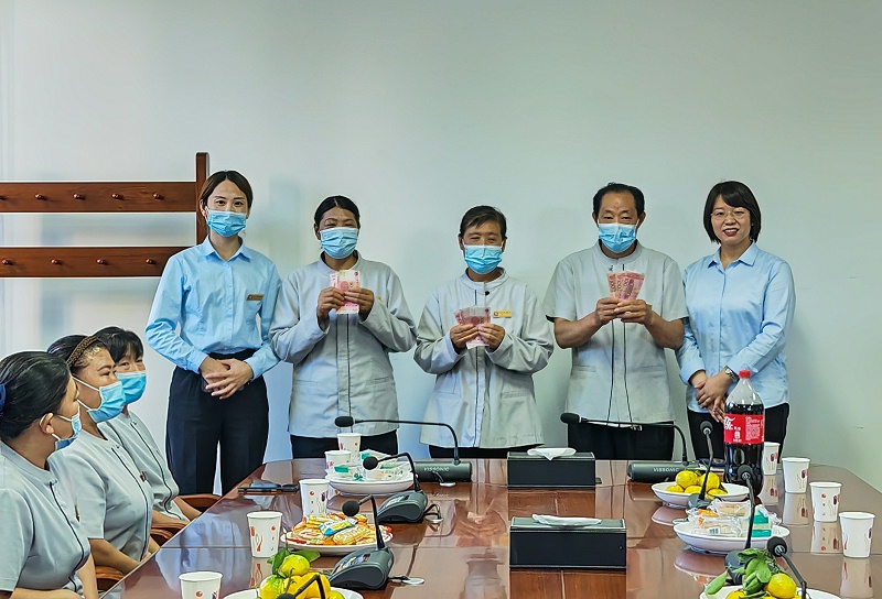 壬寅中秋,美汐清潔慰問一線員工 壬寅中秋,美汐清潔慰問一線員工