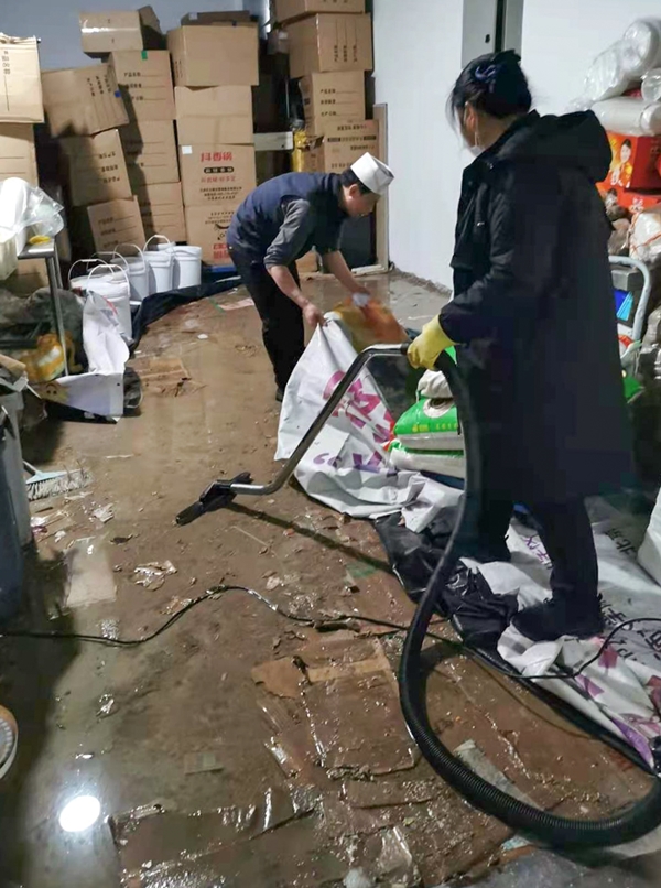 某項目搶水現場 某項目搶水現場