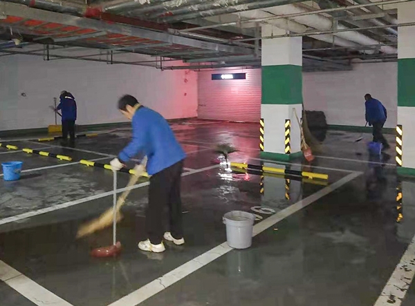 星光影視園搶水現場 星光影視園搶水現場